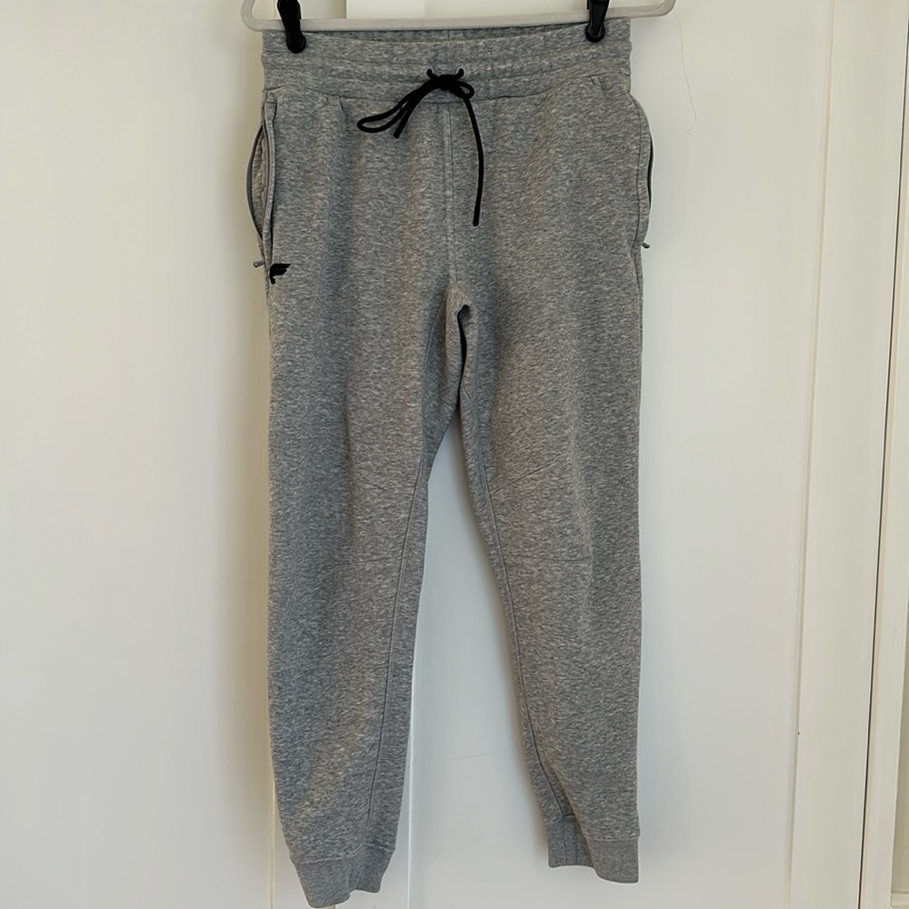 Fabletics gray joggers